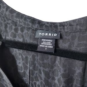TORRID size 1 leopard print black on black